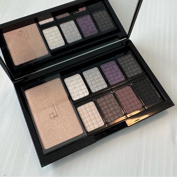 🆕 doucce freematic eye shadow palette smokey eye finish New unused - Picture 1 of 8